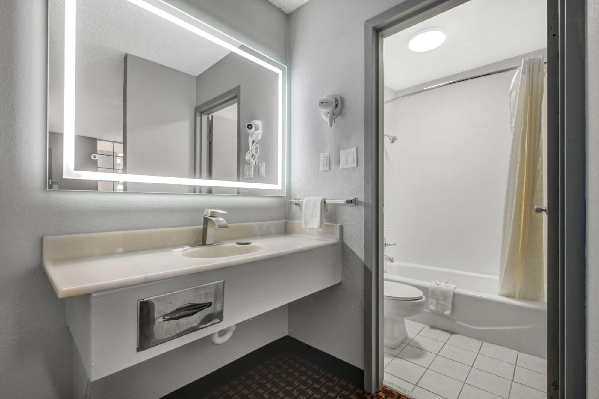 Motel 6 Chickasha, Ok Eksteriør bilde